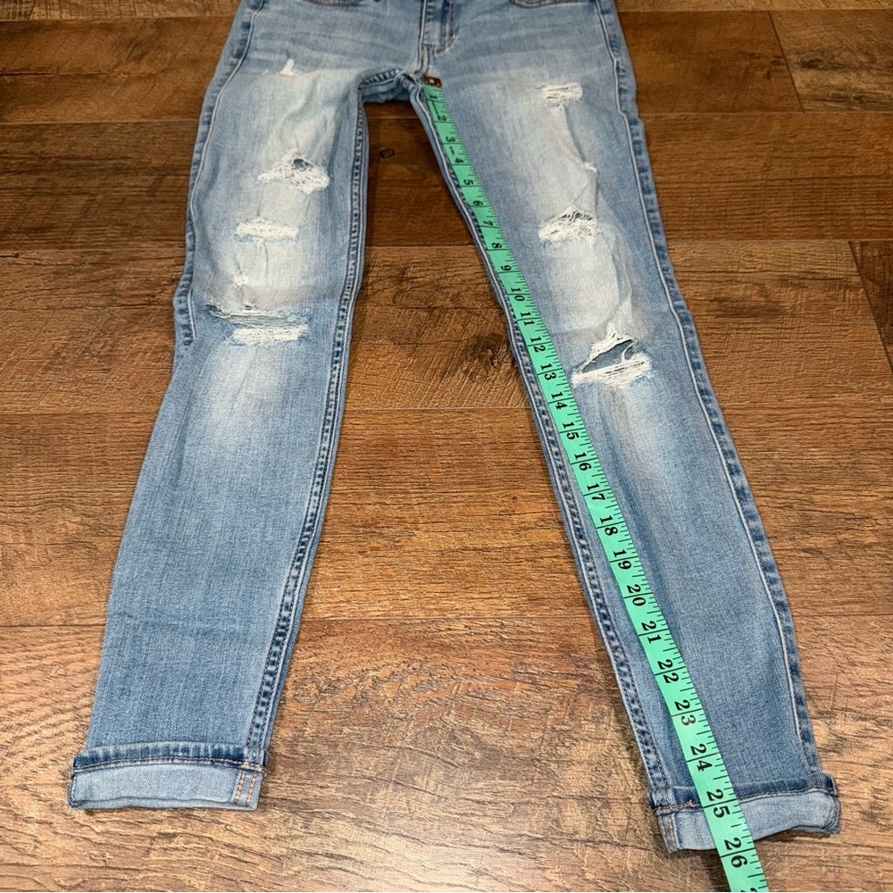 Hollister Low Rise Super Skinny Crop Women’s Jeans - Picture 7 of 14